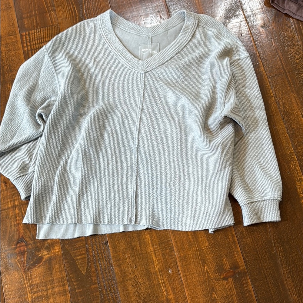 Light Gray V-Neck Sweatshirt